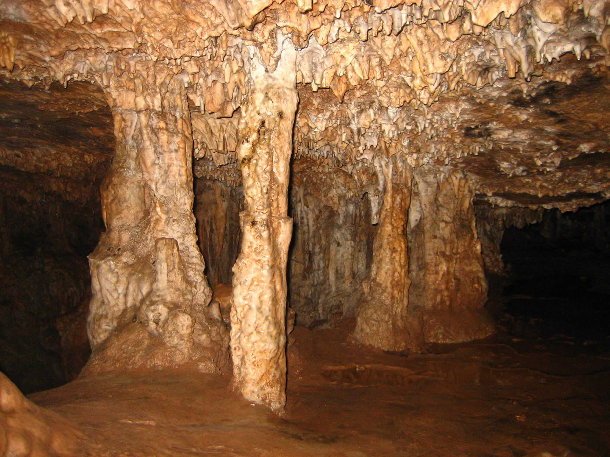 Umajalanta Cavern