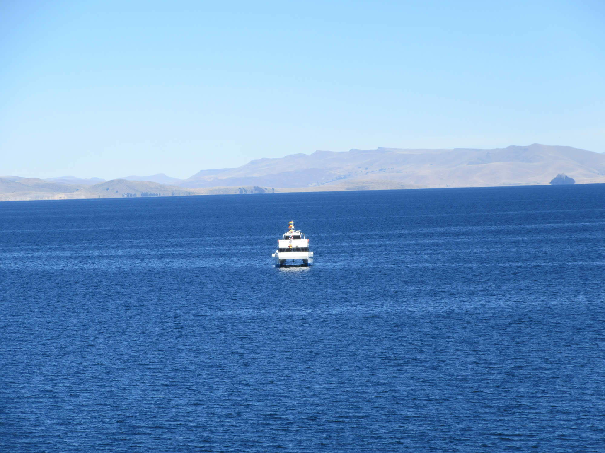 Titicaca Lake Catamaran Tour - La Paz - Sun Island - La Paz, La Paz