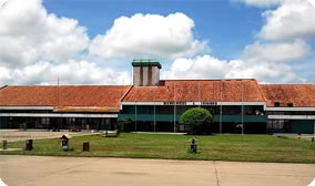 Teniente Jorge Henrich Arauz Aeropuerto, Trinidad